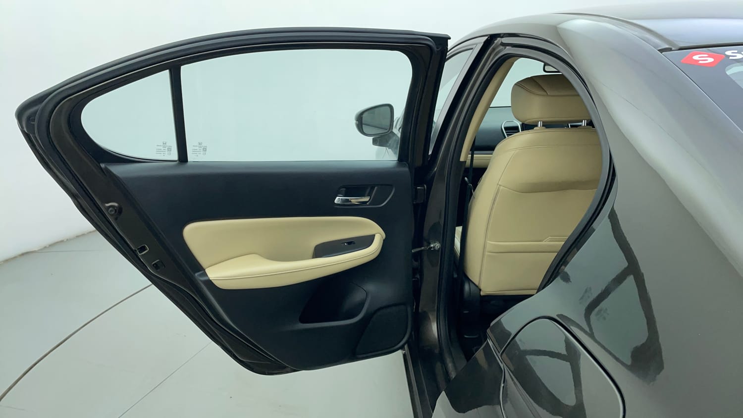 Used 2022 Honda City ZX CVT Petrol Petrol Automatic interior LEFT REAR DOOR OPEN VIEW
