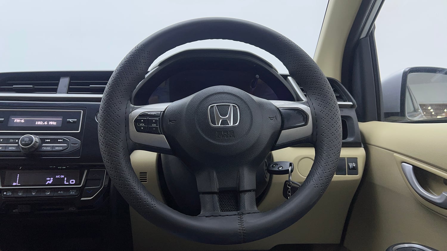 Used 2016 Honda Amaze 1.2 VX AT i-VTEC Petrol Automatic interior STEERING VIEW