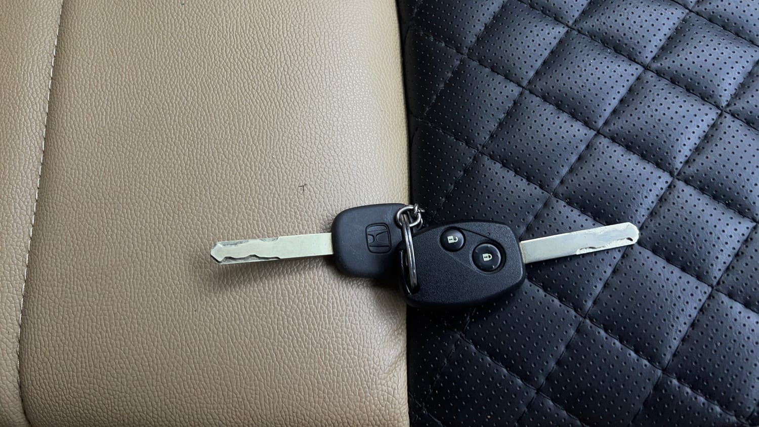 Used 2016 Honda Amaze 1.2 VX AT i-VTEC Petrol Automatic extra CAR KEY VIEW