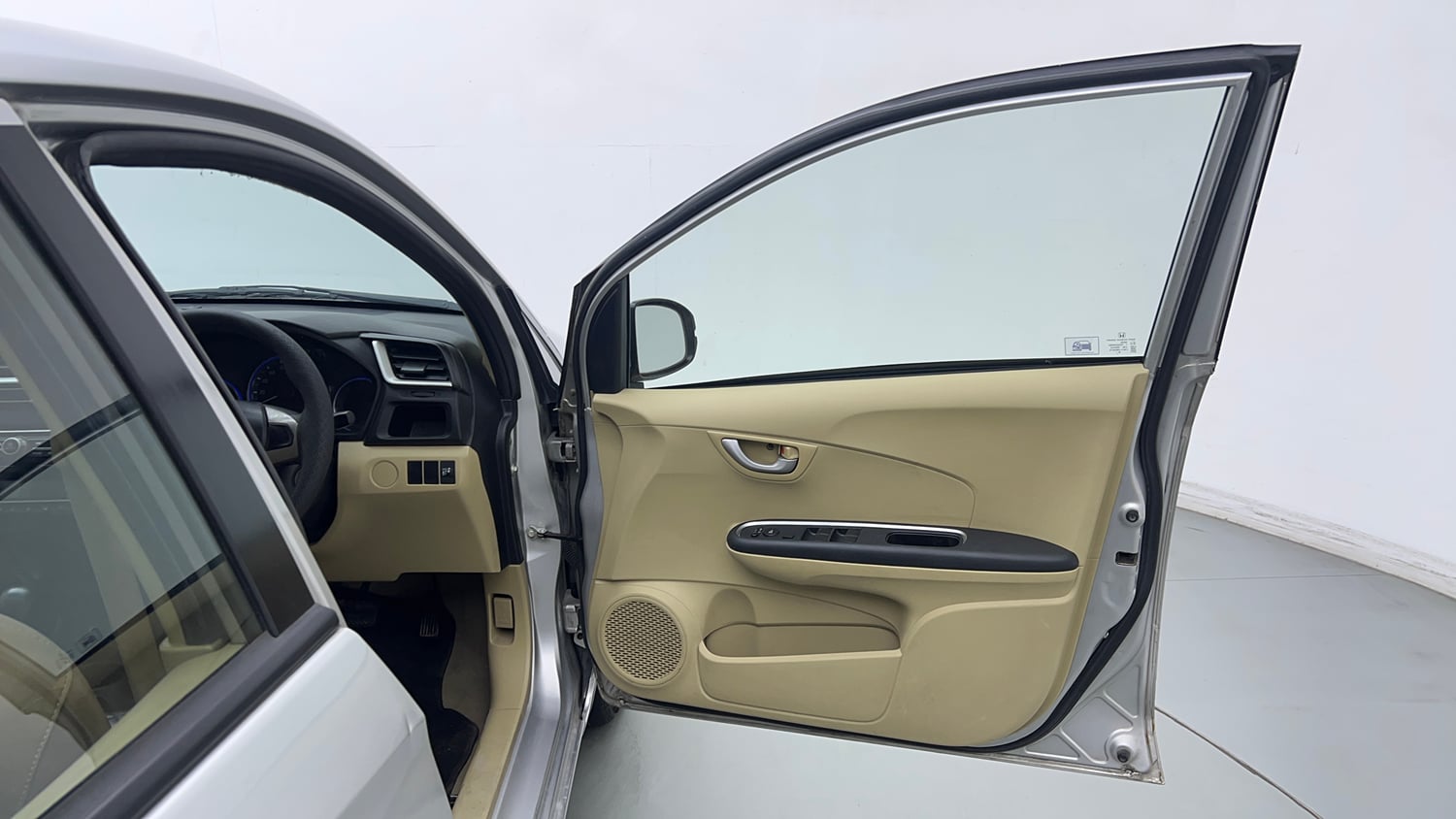 Used 2016 Honda Amaze 1.2 VX AT i-VTEC Petrol Automatic interior RIGHT FRONT DOOR OPEN VIEW