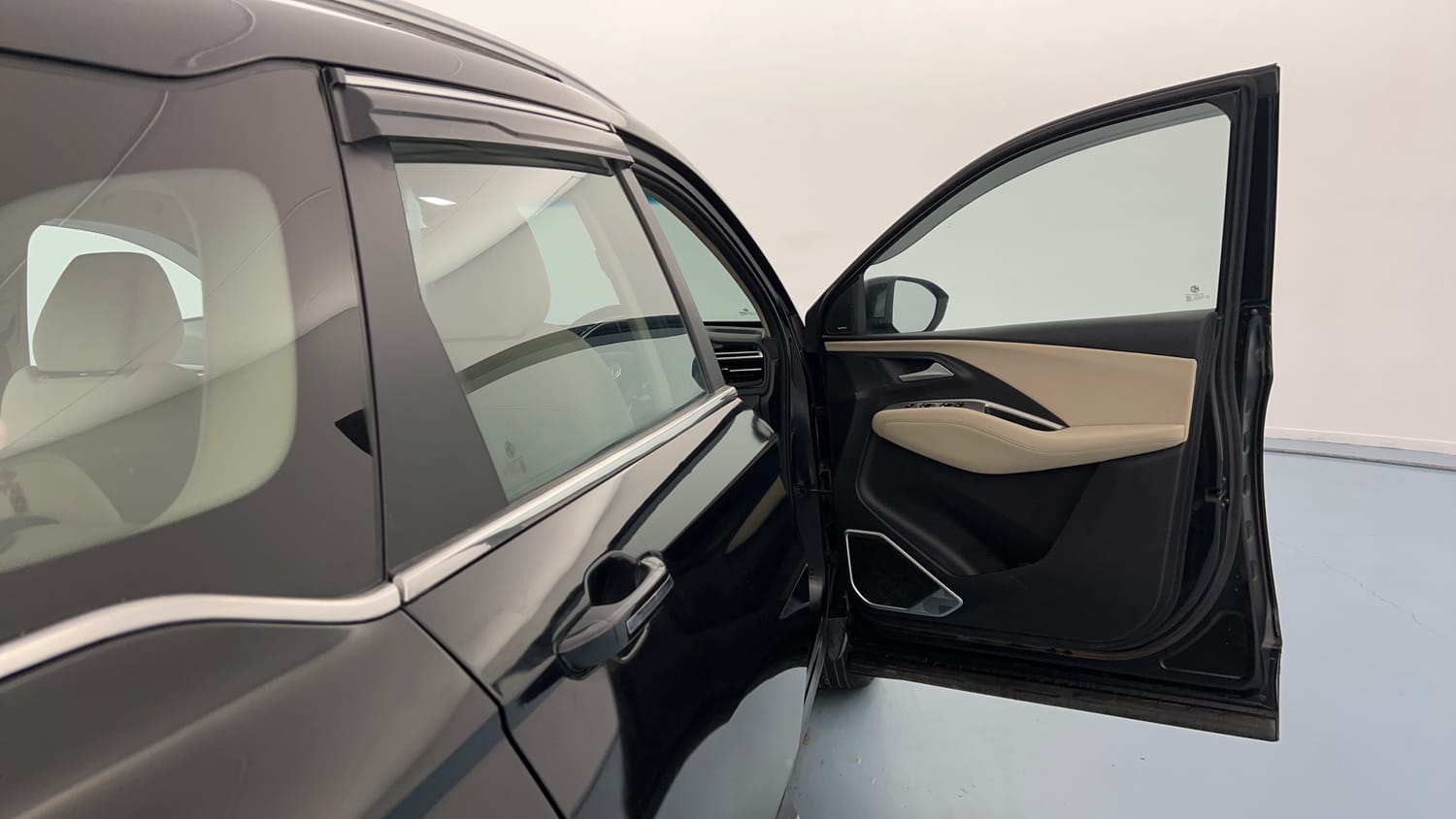 Used 2023 MG Motors Hector Savvy Pro 1.5 Turbo Petrol CVT Petrol Automatic interior RIGHT FRONT DOOR OPEN VIEW
