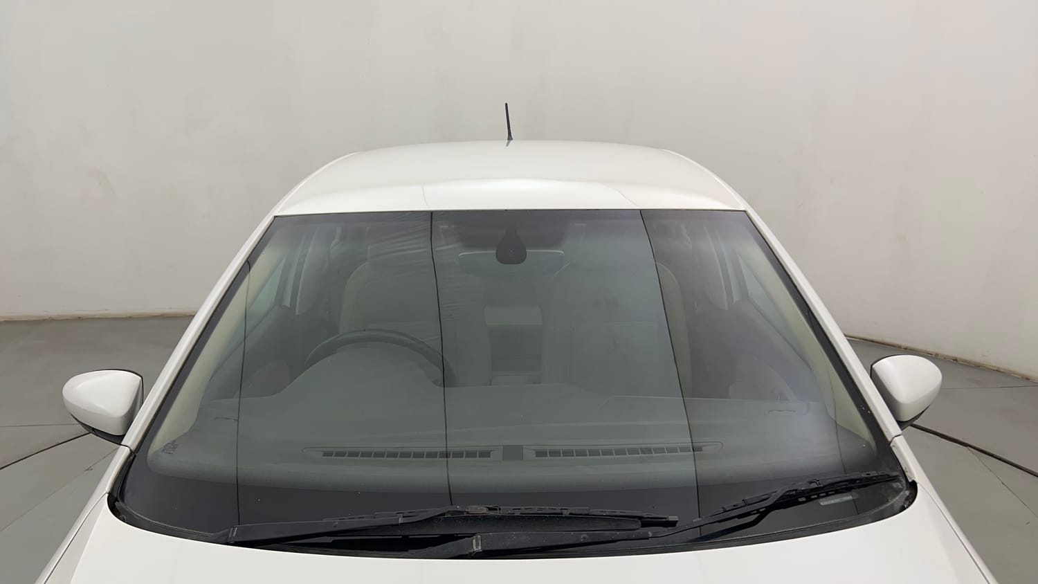 Used 2020 Volkswagen Vento Highline 1.0L TSI Petrol Manual exterior FRONT WINDSHIELD VIEW