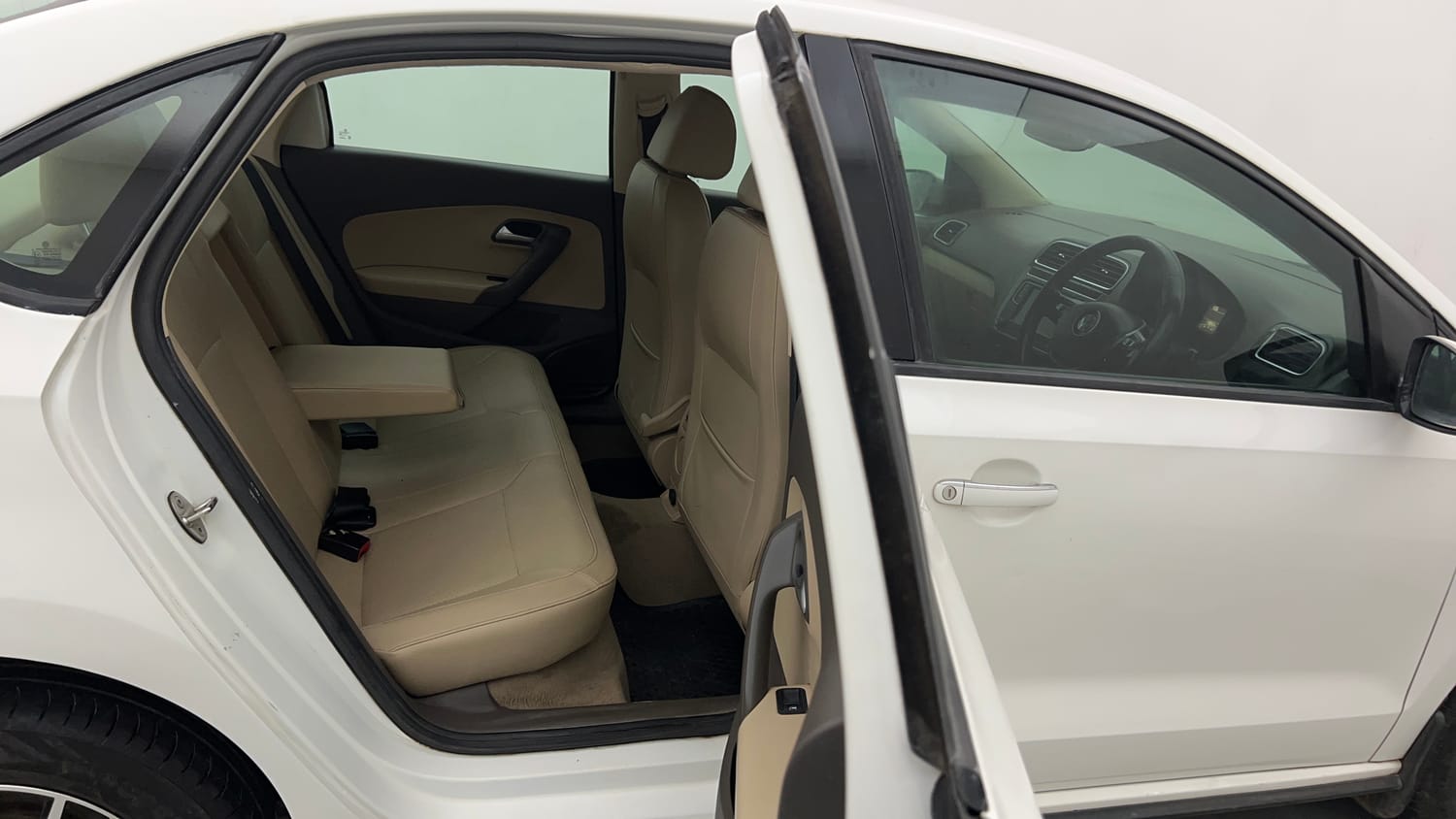 Used 2020 Volkswagen Vento Highline 1.0L TSI Petrol Manual interior RIGHT SIDE REAR DOOR CABIN VIEW