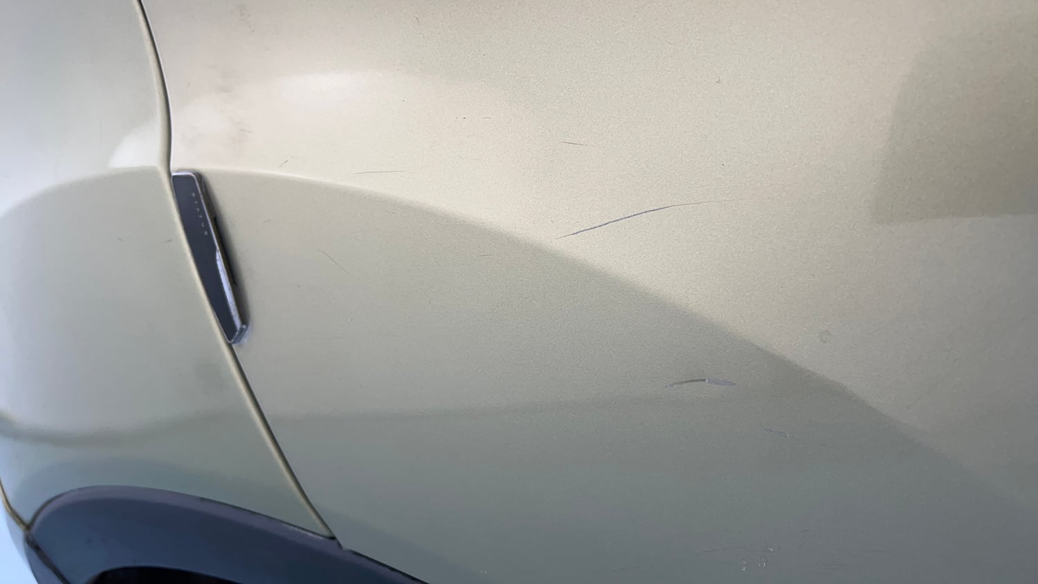 Used 2022 Tata Nexon XZ Plus Kaziranga Petrol Manual dents MINOR SCRATCH