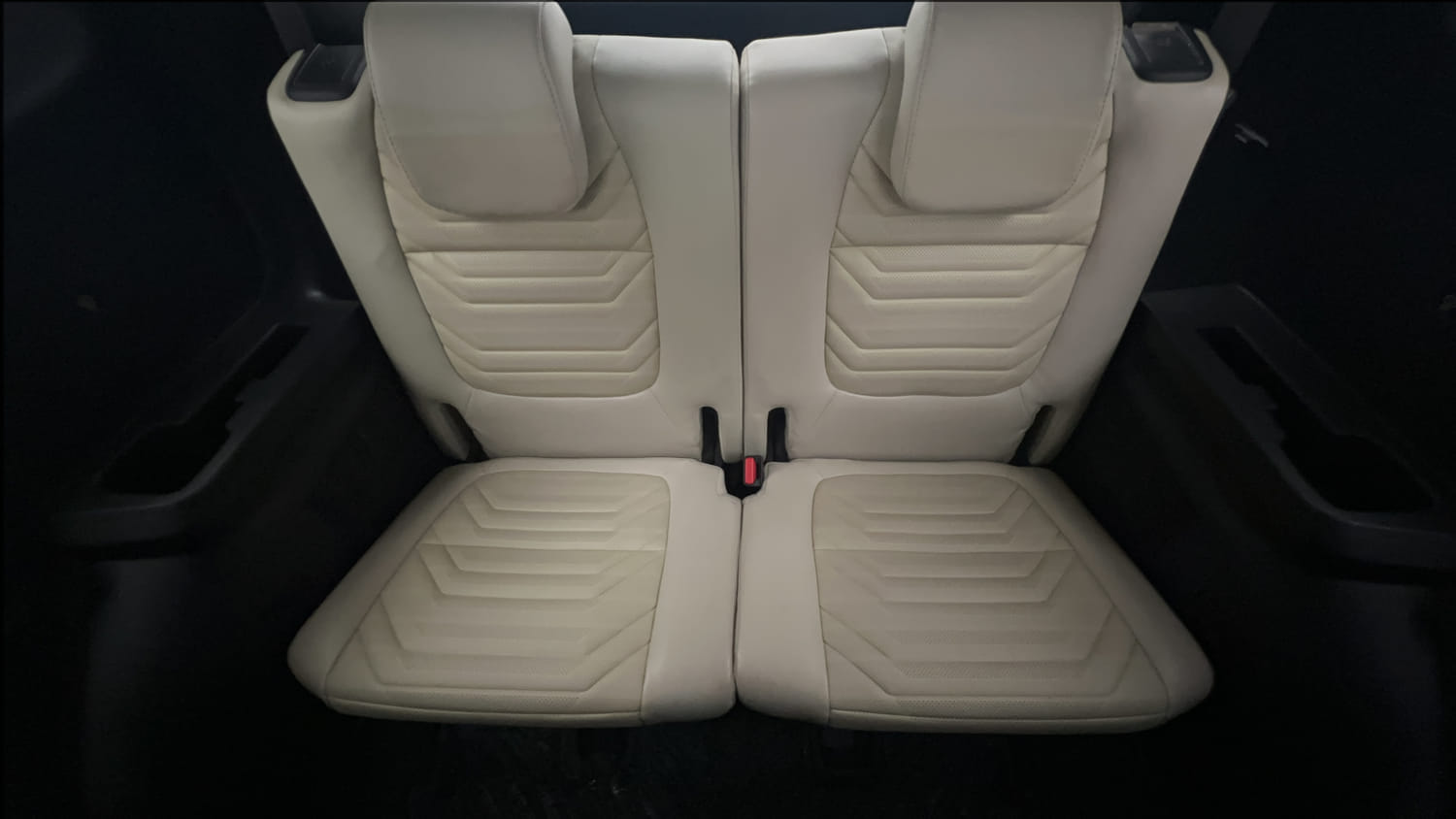 Used 2022 Kia Carens Luxury 1.5 Diesel 7 STR Diesel Manual interior THIRD ROW SEAT