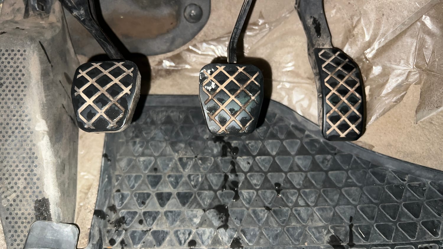 Used 2020 Volkswagen Vento Highline 1.0L TSI Petrol Manual interior PEDALS VIEW