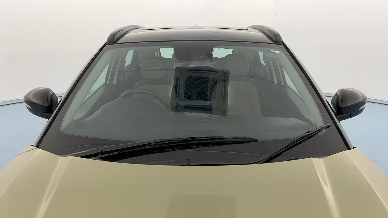 Used 2022 Tata Nexon XZ Plus Kaziranga Petrol Manual exterior FRONT WINDSHIELD VIEW