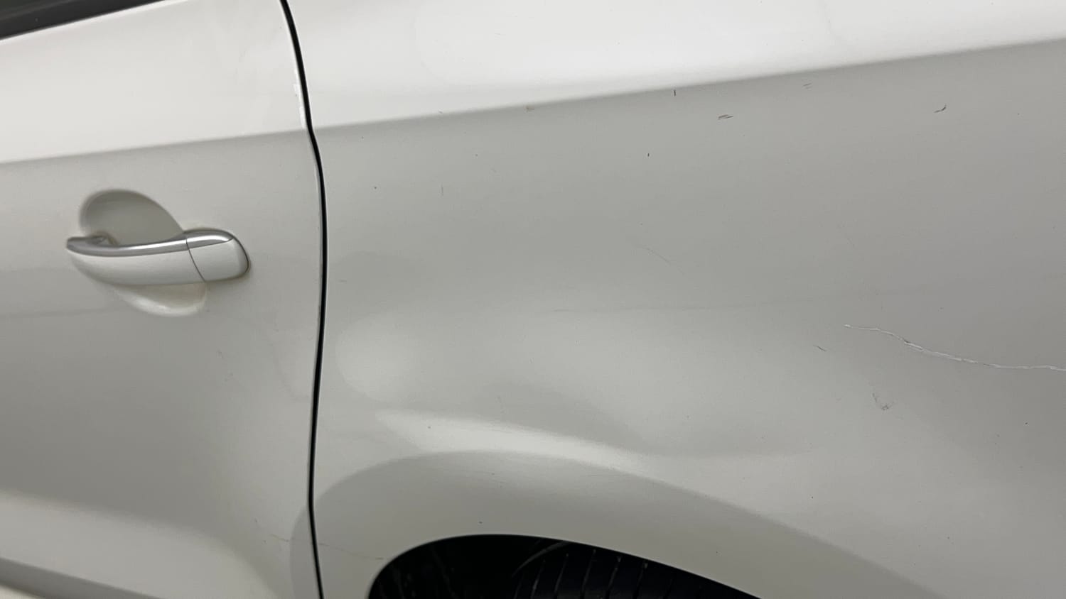 Used 2020 Volkswagen Vento Highline 1.0L TSI Petrol Manual dents MINOR DENT