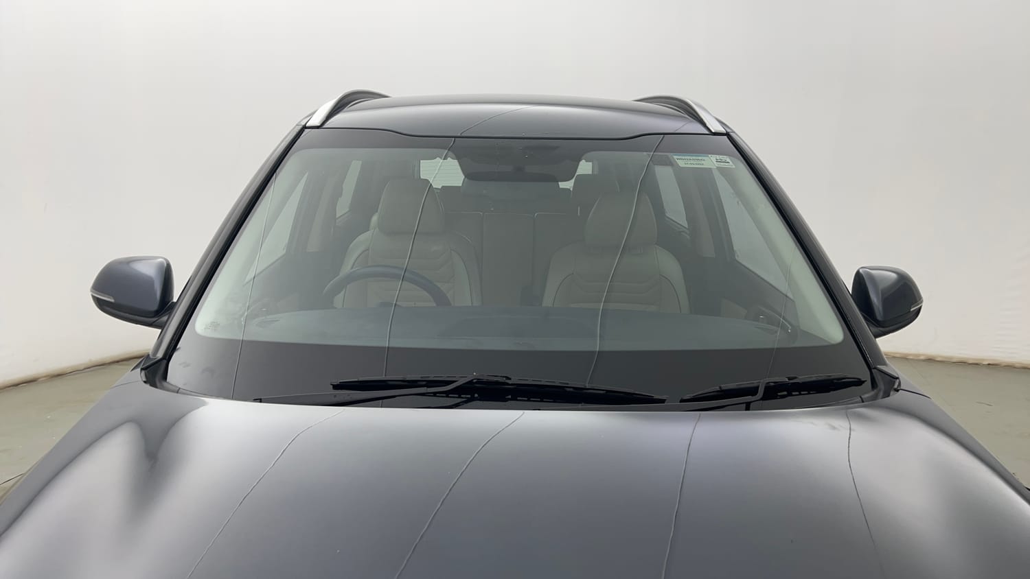 Used 2022 Kia Carens Luxury 1.5 Diesel 7 STR Diesel Manual exterior FRONT WINDSHIELD VIEW