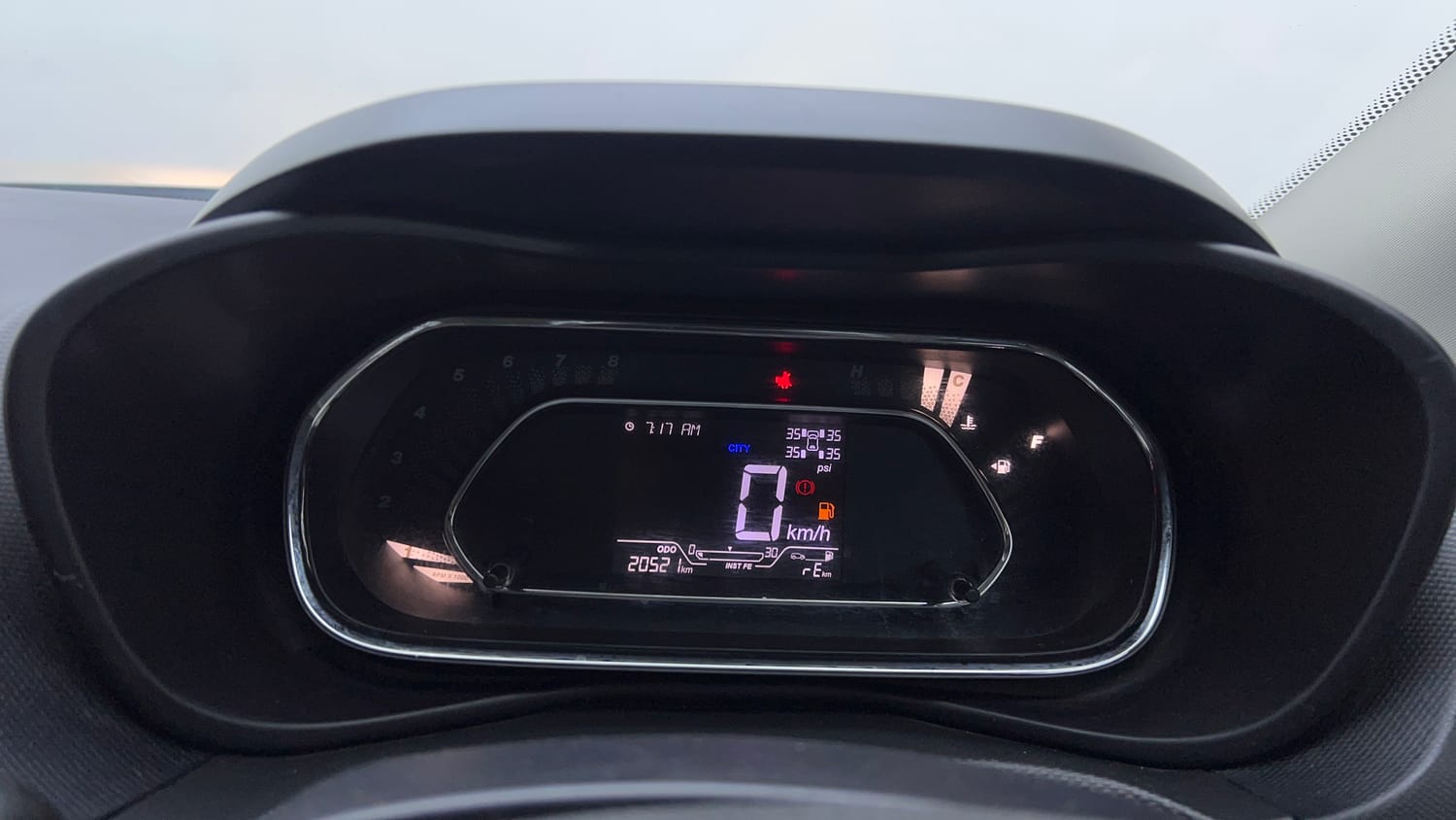 Used 2022 Tata Nexon XZ Plus (O) Petrol Manual interior CLUSTERMETER VIEW