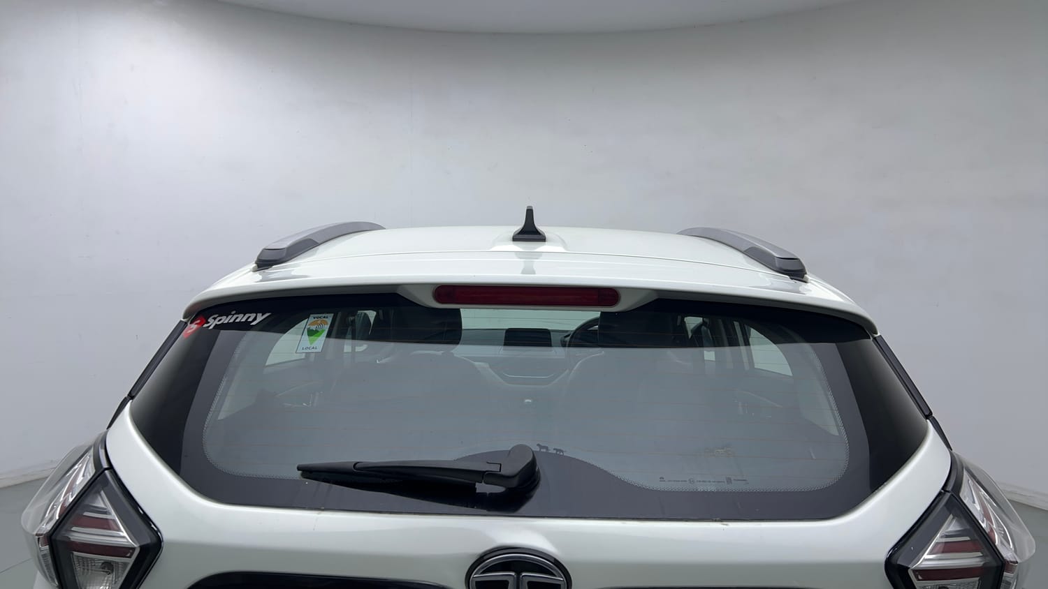 Used 2022 Tata Nexon XZ Plus (O) Petrol Manual exterior BACK WINDSHIELD VIEW