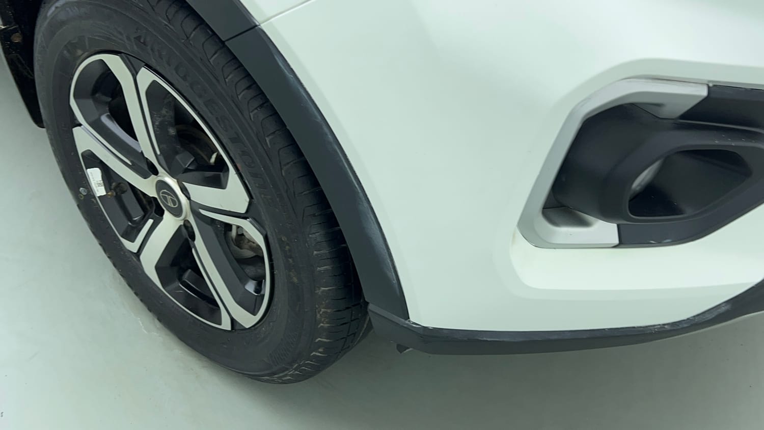 Used 2022 Tata Nexon XZ Plus (O) Petrol Manual dents MINOR SCRATCH