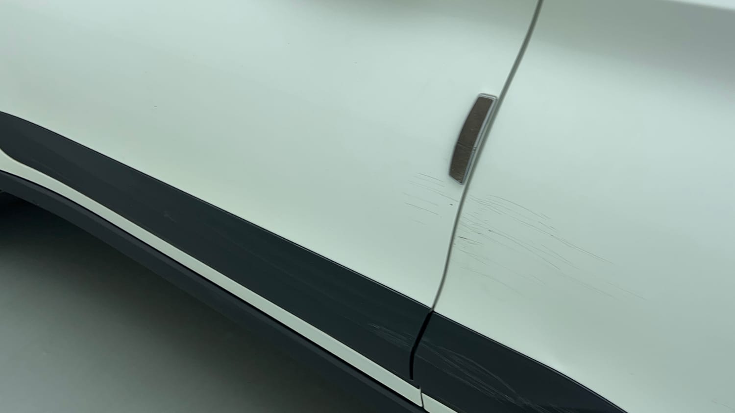 Used 2022 Tata Nexon XZ Plus (O) Petrol Manual dents MINOR SCRATCH