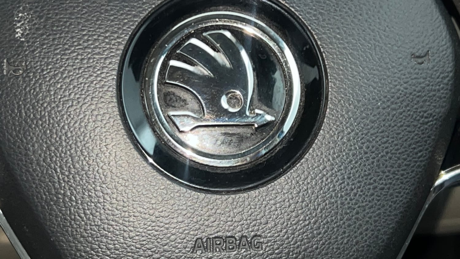 Used 2022 Skoda Slavia Ambition 1.0L TSI AT Petrol Automatic top_features Airbags