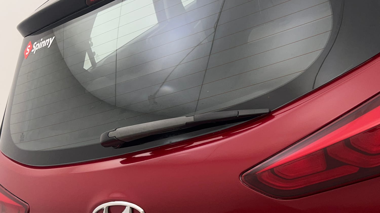 Used 2014 Hyundai Elite i20 Asta 1.2 Petrol Manual top_features Rear wiper