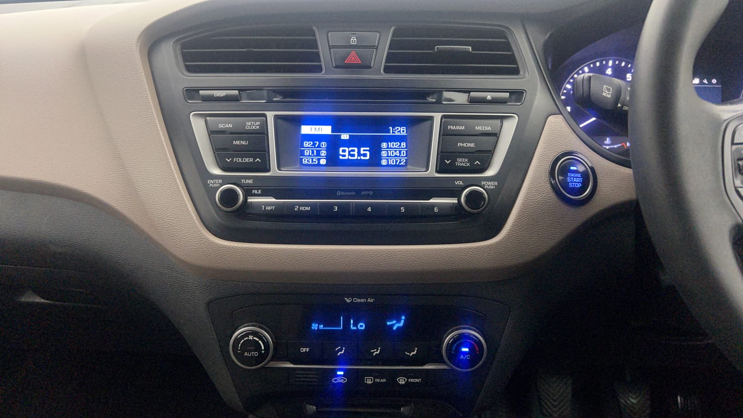 Used 2014 Hyundai Elite i20 Asta 1.2 Petrol Manual interior MUSIC SYSTEM & AC CONTROL VIEW