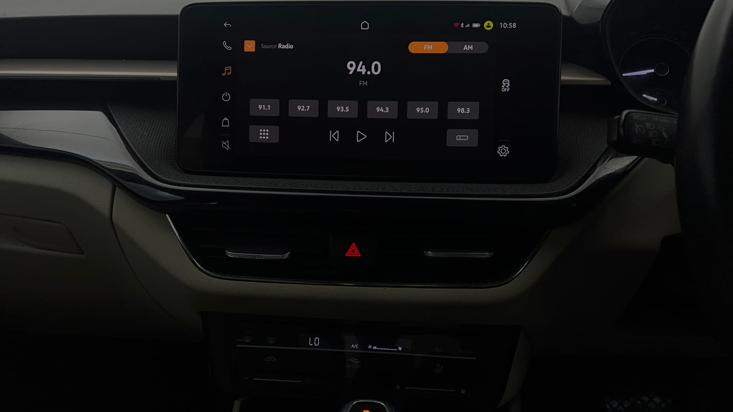 Used 2022 Skoda Slavia Ambition 1.0L TSI AT Petrol Automatic top_features Integrated (in-dash) music system
