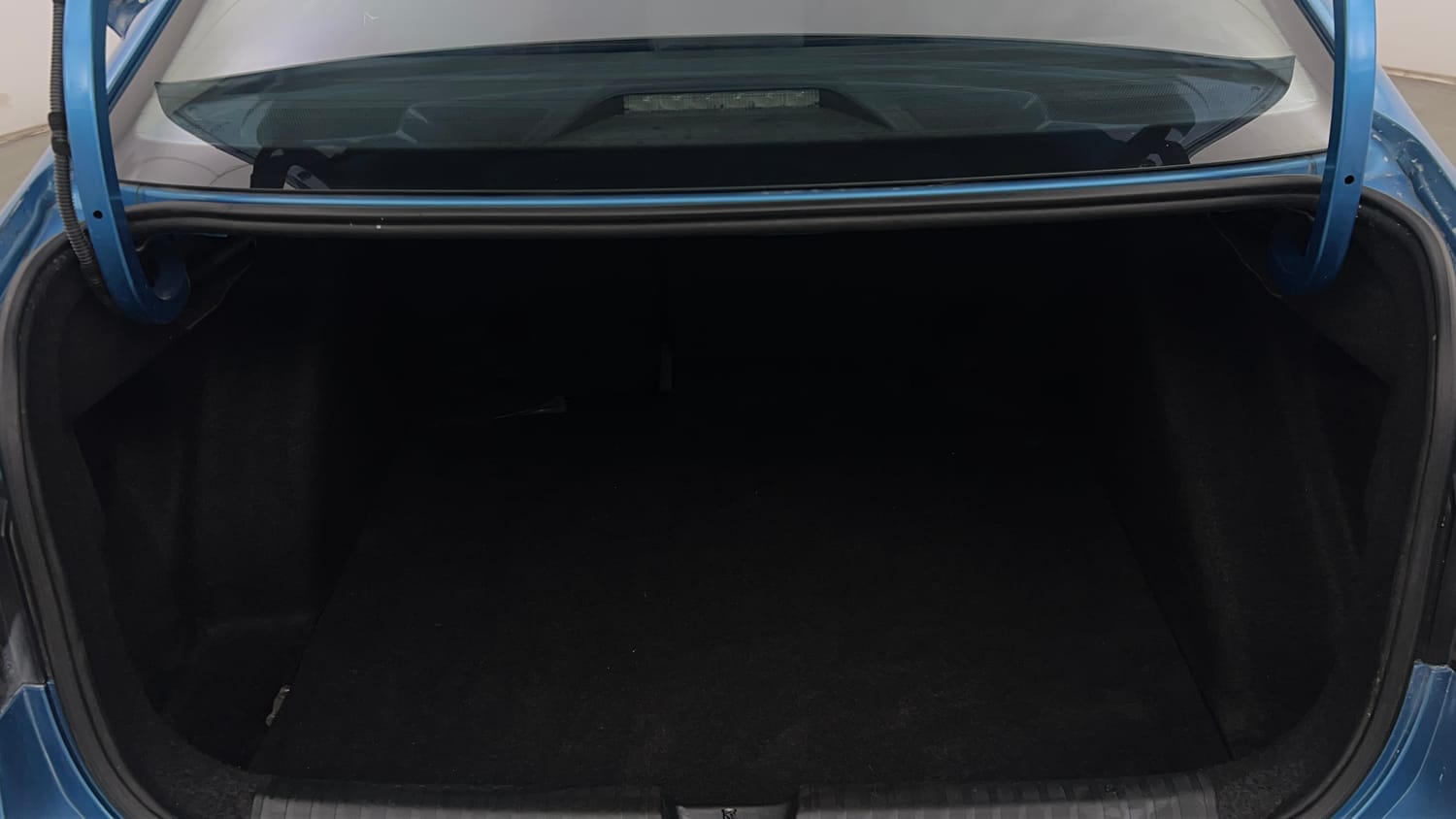 Used 2022 Skoda Slavia Ambition 1.0L TSI AT Petrol Automatic interior DICKY INSIDE VIEW