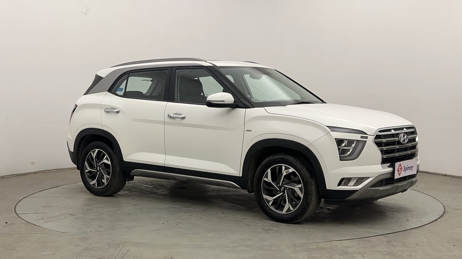Used 2022 Hyundai Creta SX (O) 1.5 Petrol IVT Petrol Automatic exterior RIGHT FRONT CORNER VIEW