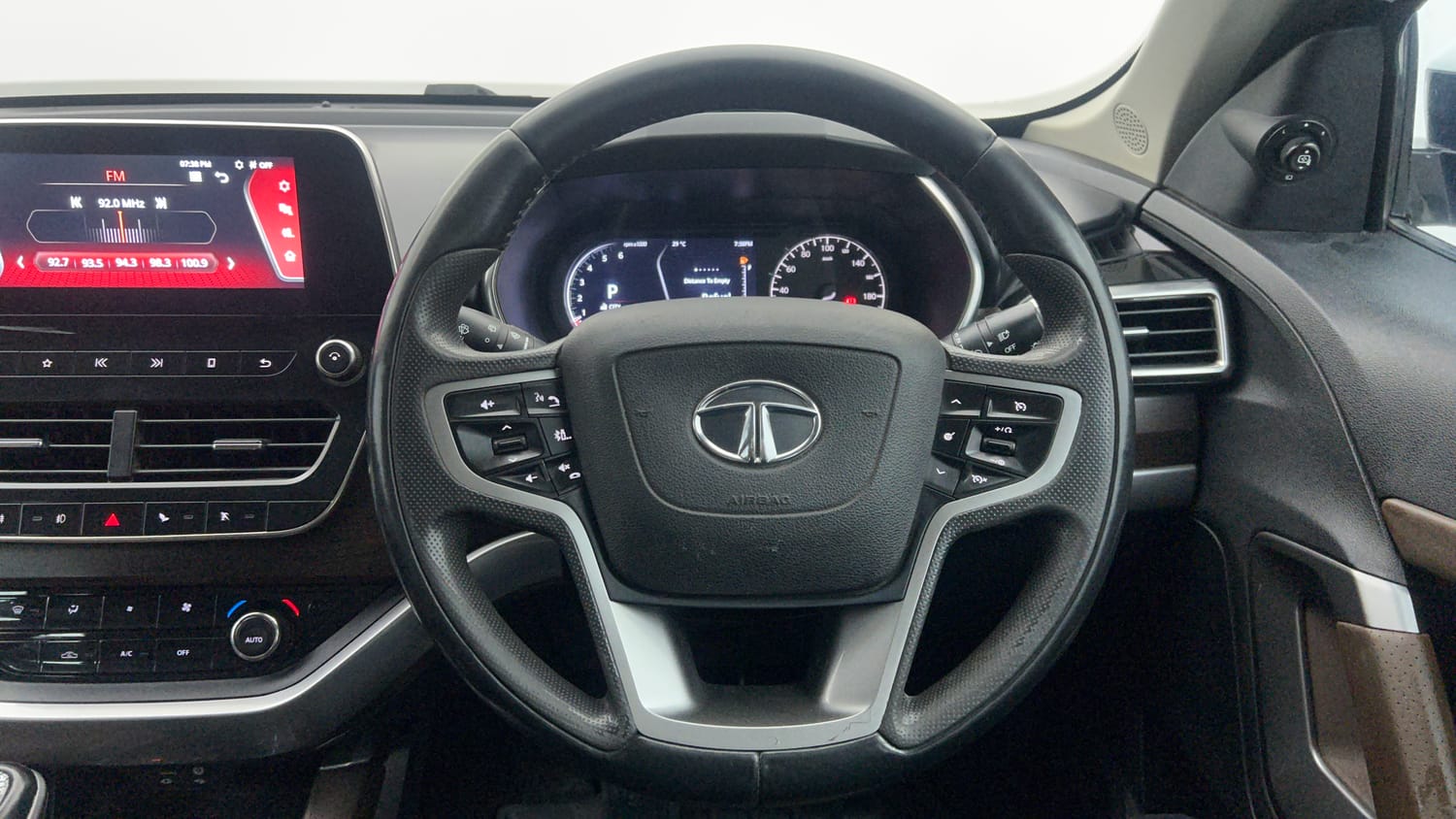 Used 2021 Tata Harrier XZA Plus Diesel Automatic interior STEERING VIEW