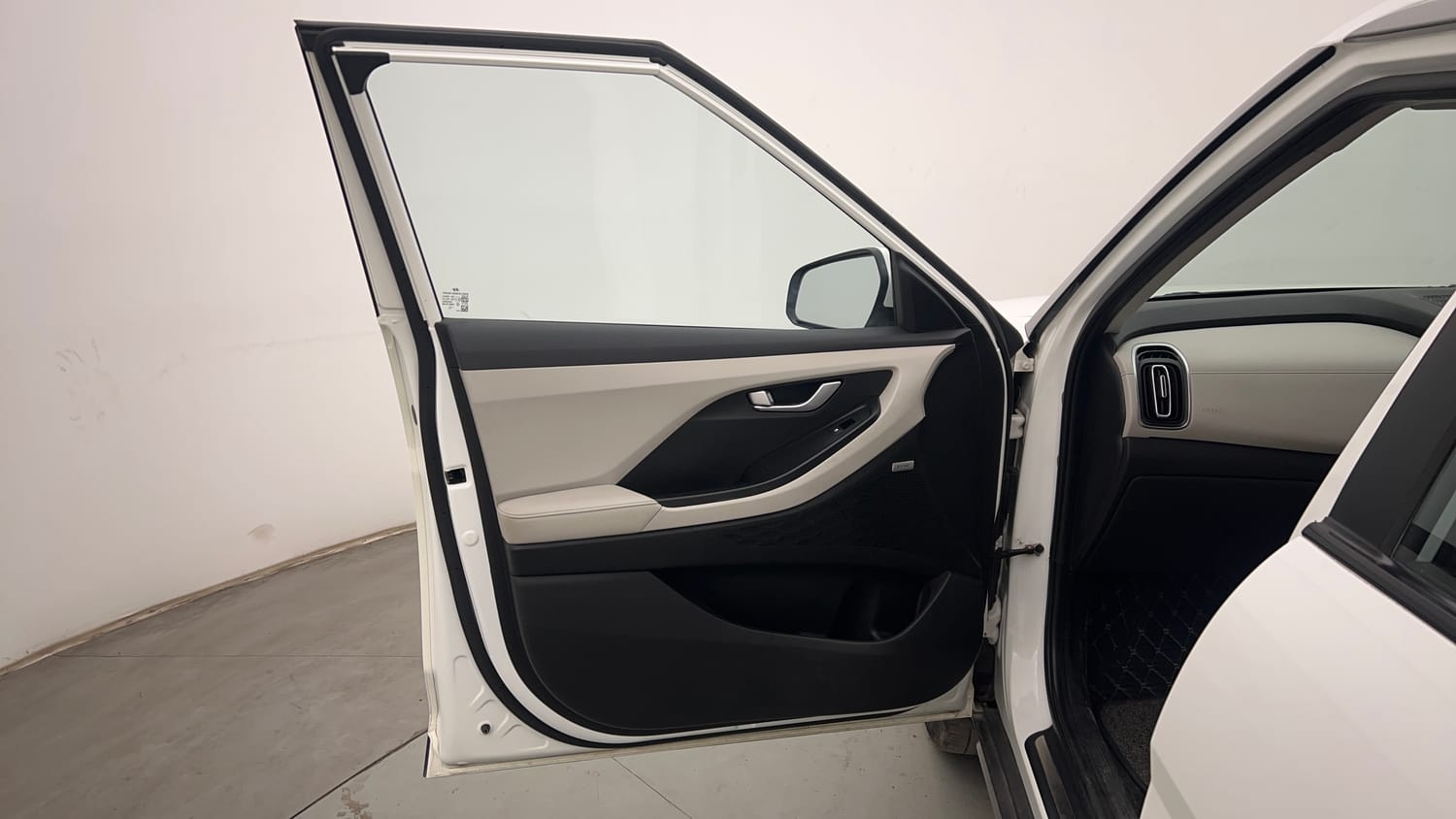 Used 2022 Hyundai Creta SX (O) 1.5 Petrol IVT Petrol Automatic interior LEFT FRONT DOOR OPEN VIEW