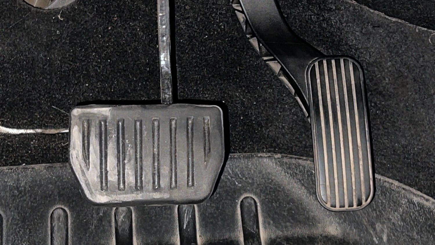 Used 2021 Tata Harrier XZA Plus Diesel Automatic interior PEDALS VIEW