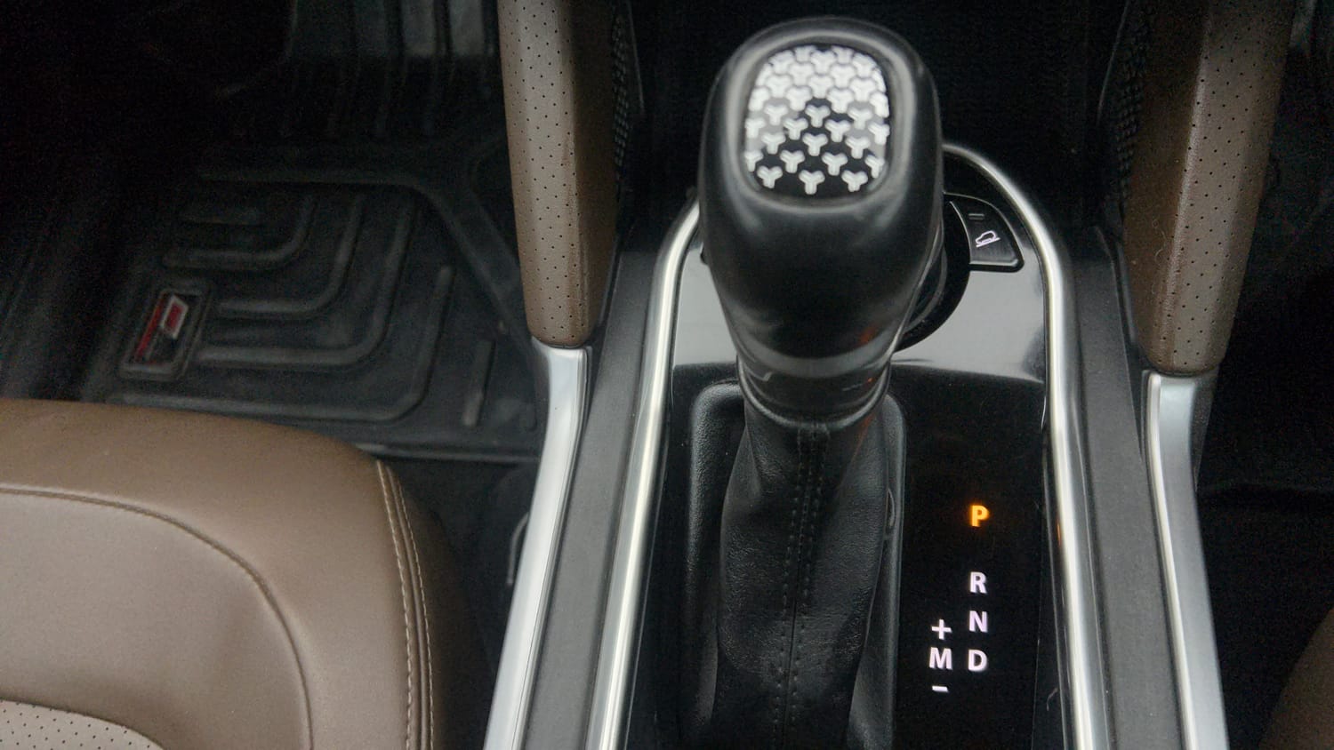 Used 2021 Tata Harrier XZA Plus Diesel Automatic interior GEAR  KNOB VIEW