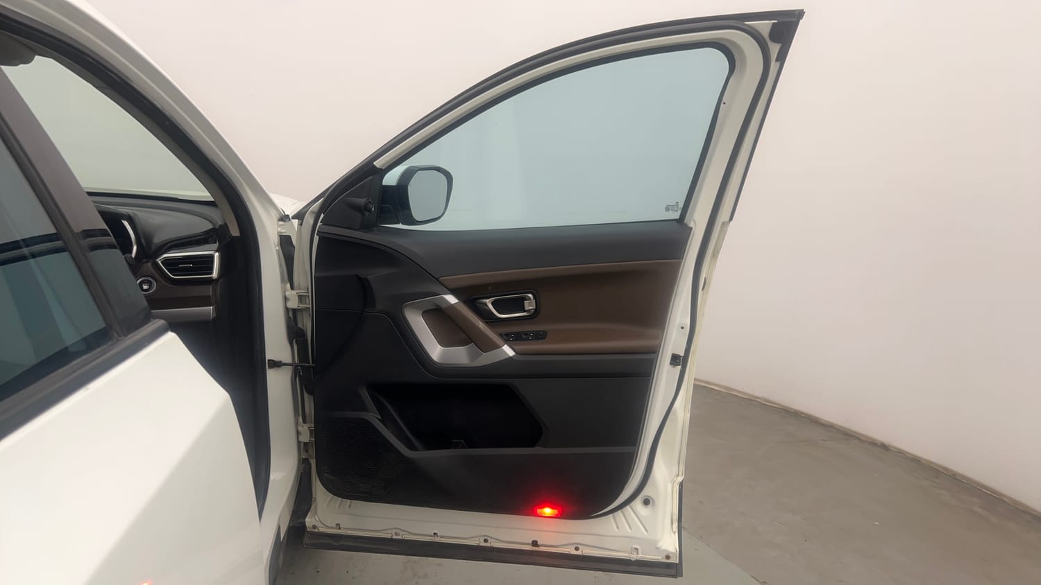 Used 2021 Tata Harrier XZA Plus Diesel Automatic interior RIGHT FRONT DOOR OPEN VIEW