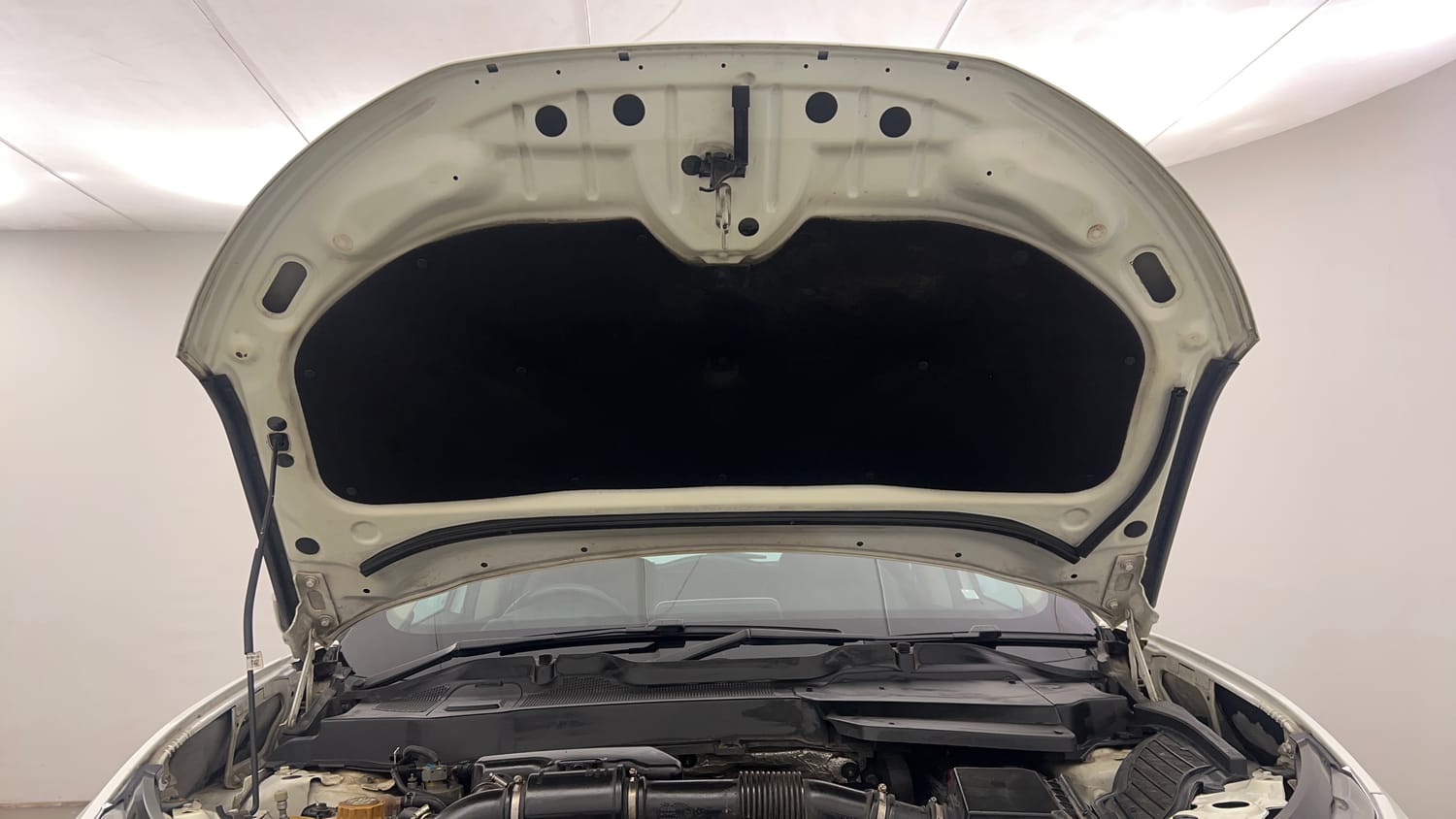 Used 2021 Tata Harrier XZA Plus Diesel Automatic engine ENGINE & BONNET OPEN FRONT VIEW