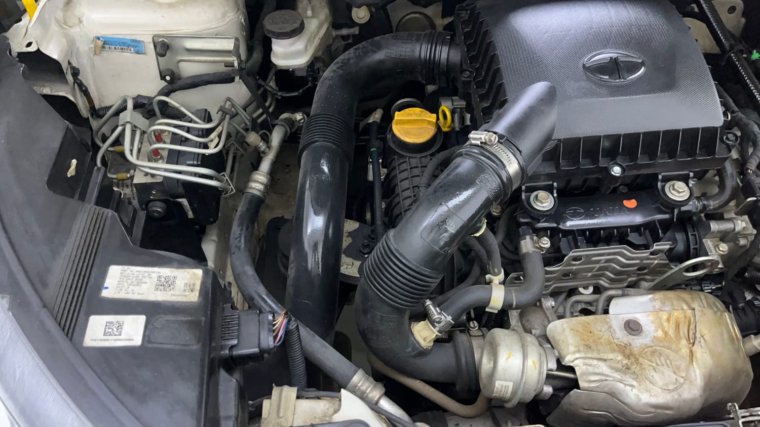 Used 2022 Tata Nexon XZA Plus (O) Dual Tone Petrol Automatic engine ENGINE RIGHT SIDE VIEW