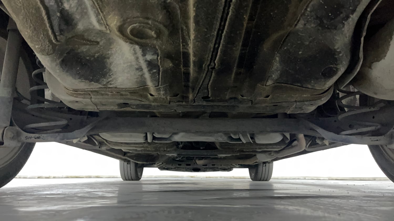Used 2023 Honda City ZX Petrol CVT Petrol Automatic extra REAR UNDERBODY VIEW (TAKEN FROM REAR)