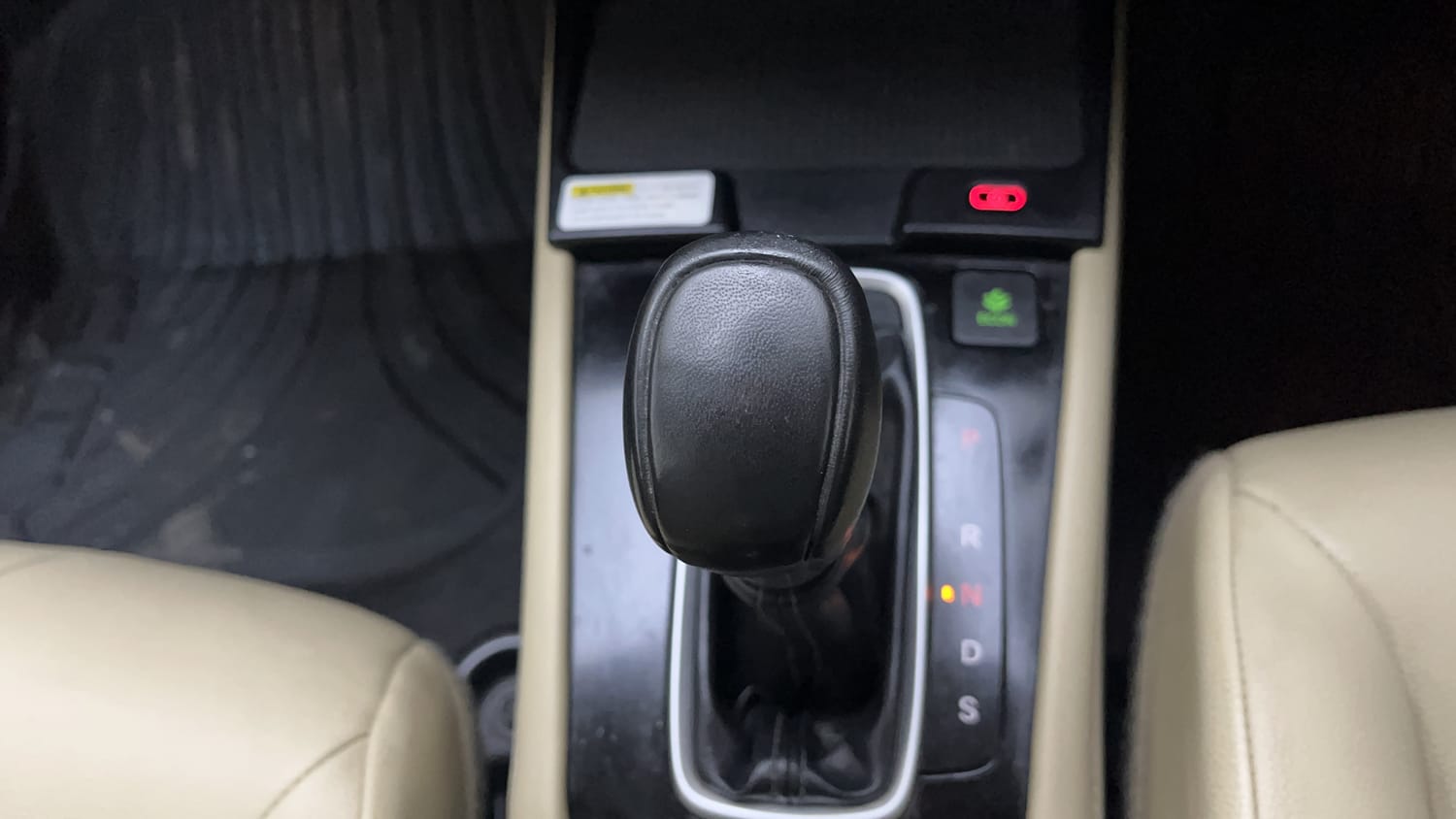 Used 2023 Honda City ZX Petrol CVT Petrol Automatic interior GEAR  KNOB VIEW
