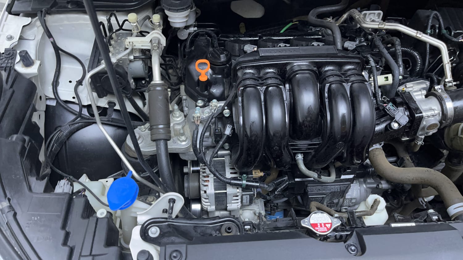Used 2023 Honda City ZX Petrol CVT Petrol Automatic engine ENGINE RIGHT SIDE VIEW