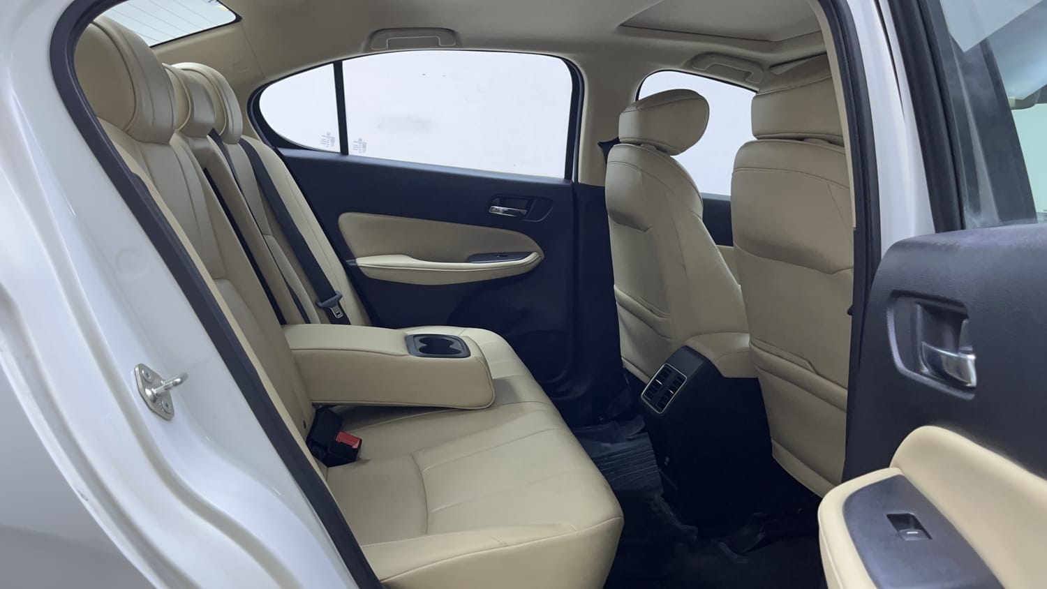 Used 2023 Honda City ZX Petrol CVT Petrol Automatic interior RIGHT SIDE REAR DOOR CABIN VIEW
