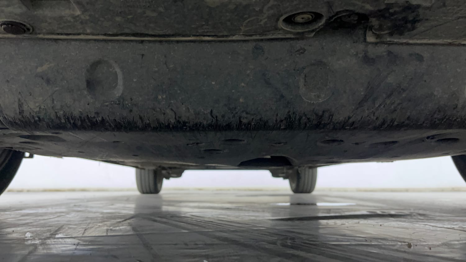 Used 2023 Honda City ZX Petrol CVT Petrol Automatic extra FRONT LEFT UNDERBODY VIEW