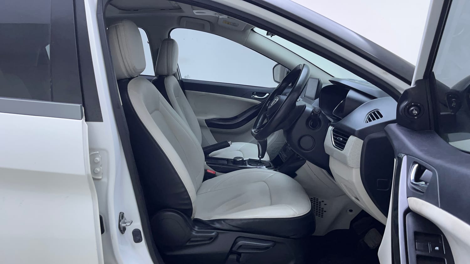 Used 2022 Tata Nexon XZA Plus (O) Dual Tone Petrol Automatic interior RIGHT SIDE FRONT DOOR CABIN VIEW