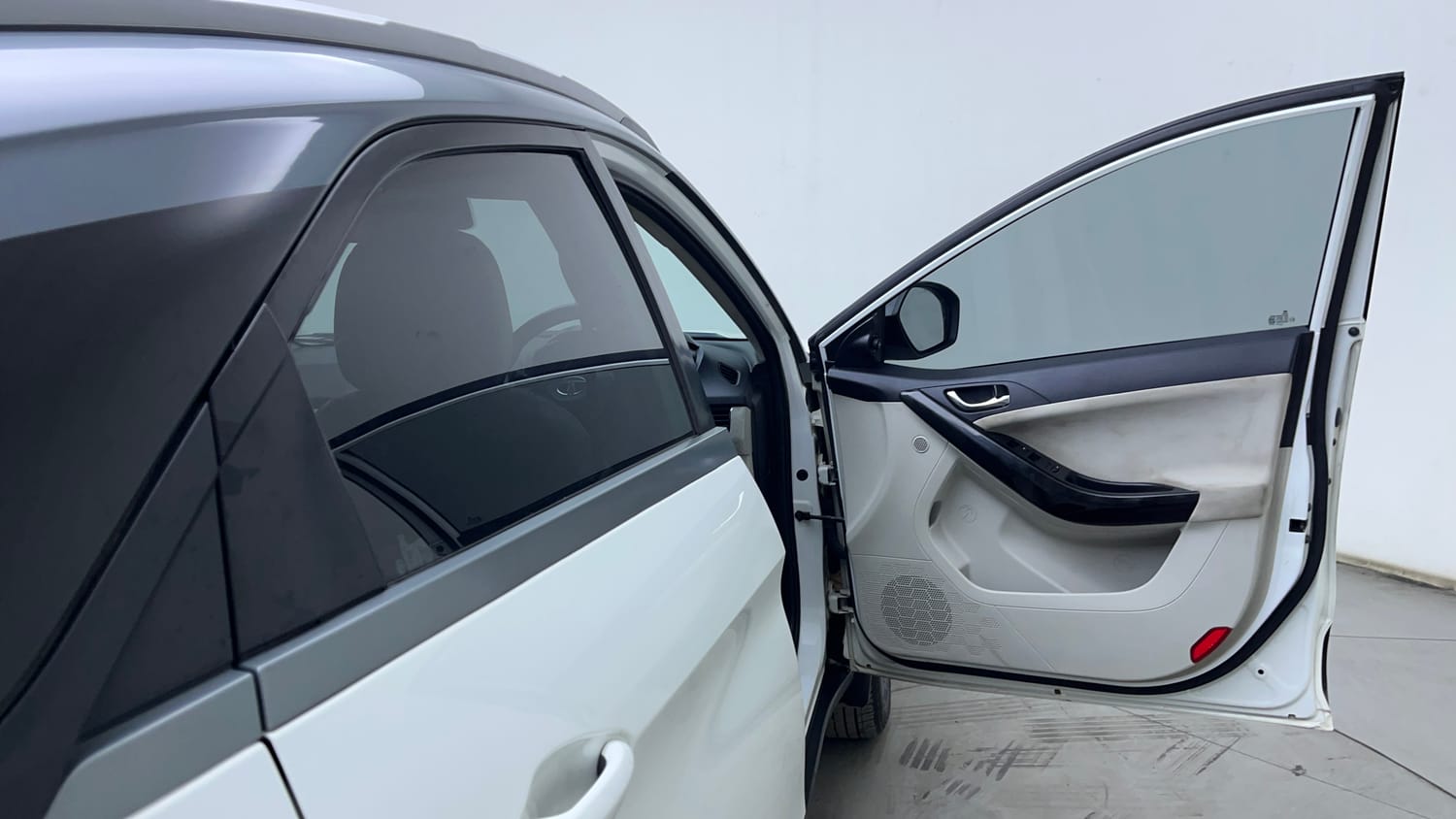 Used 2022 Tata Nexon XZA Plus (O) Dual Tone Petrol Automatic interior RIGHT FRONT DOOR OPEN VIEW