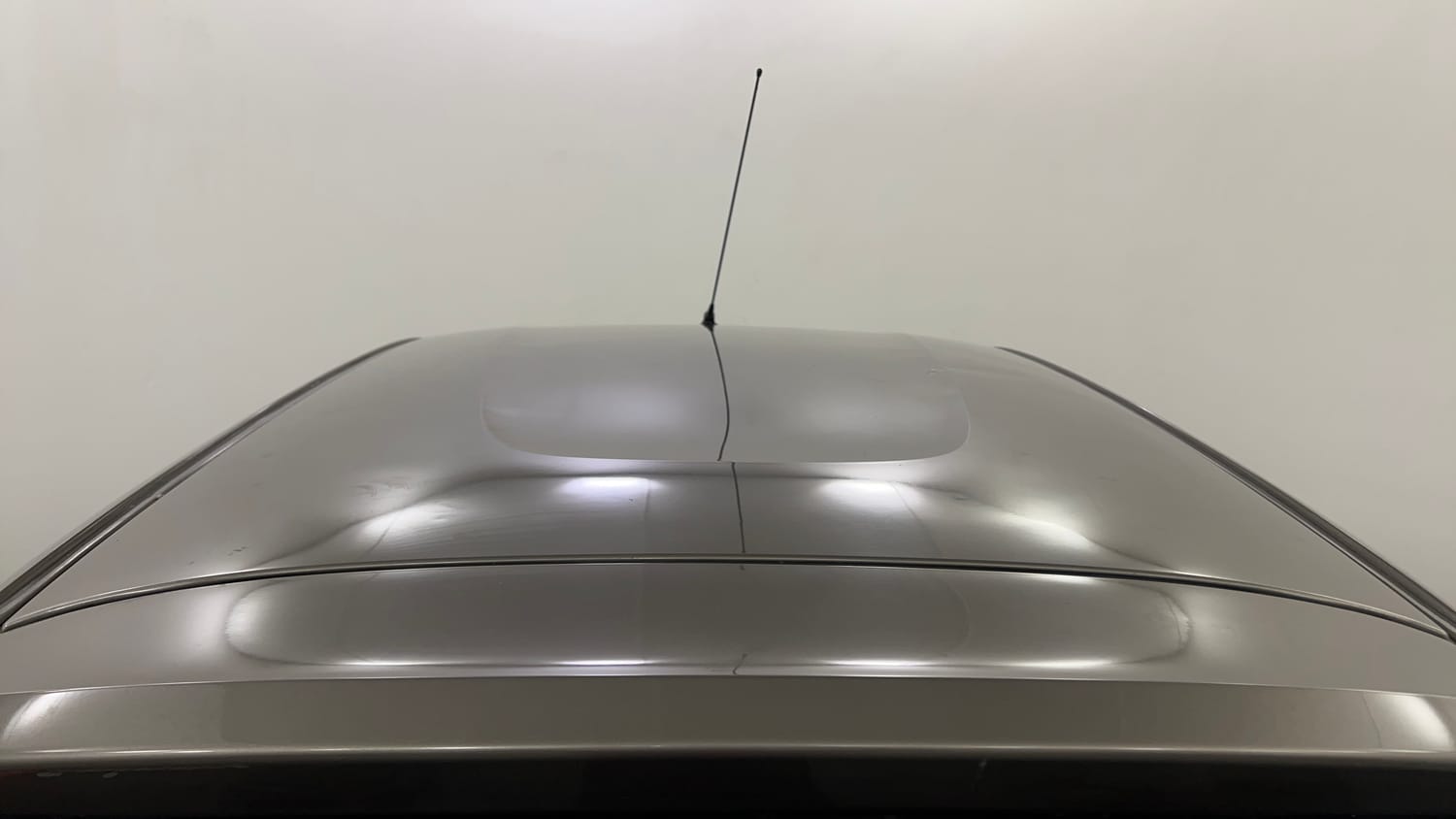 Used 2016 Renault Kwid RXL Petrol Manual exterior EXTERIOR ROOF VIEW
