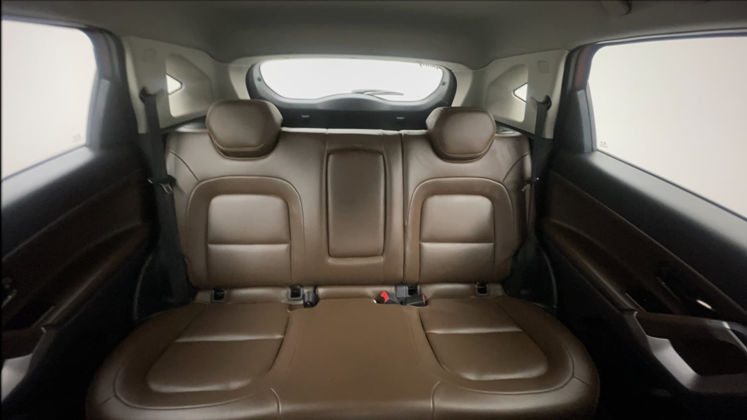 Used 2019 Tata Harrier XZ Diesel Manual interior REAR SEAT CONDITION VIEW