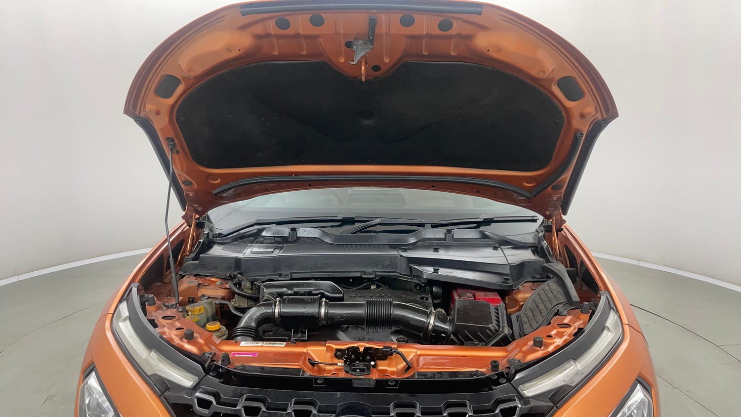Used 2019 Tata Harrier XZ Diesel Manual engine ENGINE & BONNET OPEN FRONT VIEW