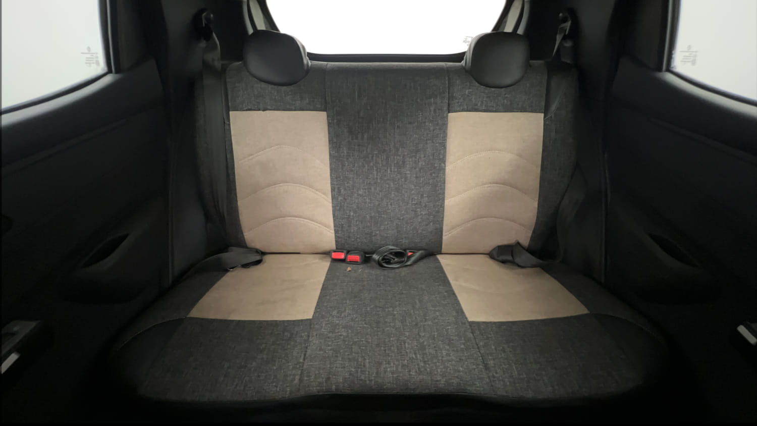 Used 2016 Renault Kwid RXL Petrol Manual interior REAR SEAT CONDITION VIEW