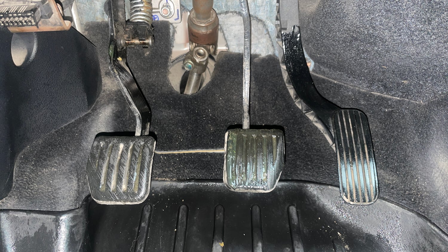 Used 2019 Tata Harrier XZ Diesel Manual interior PEDALS VIEW