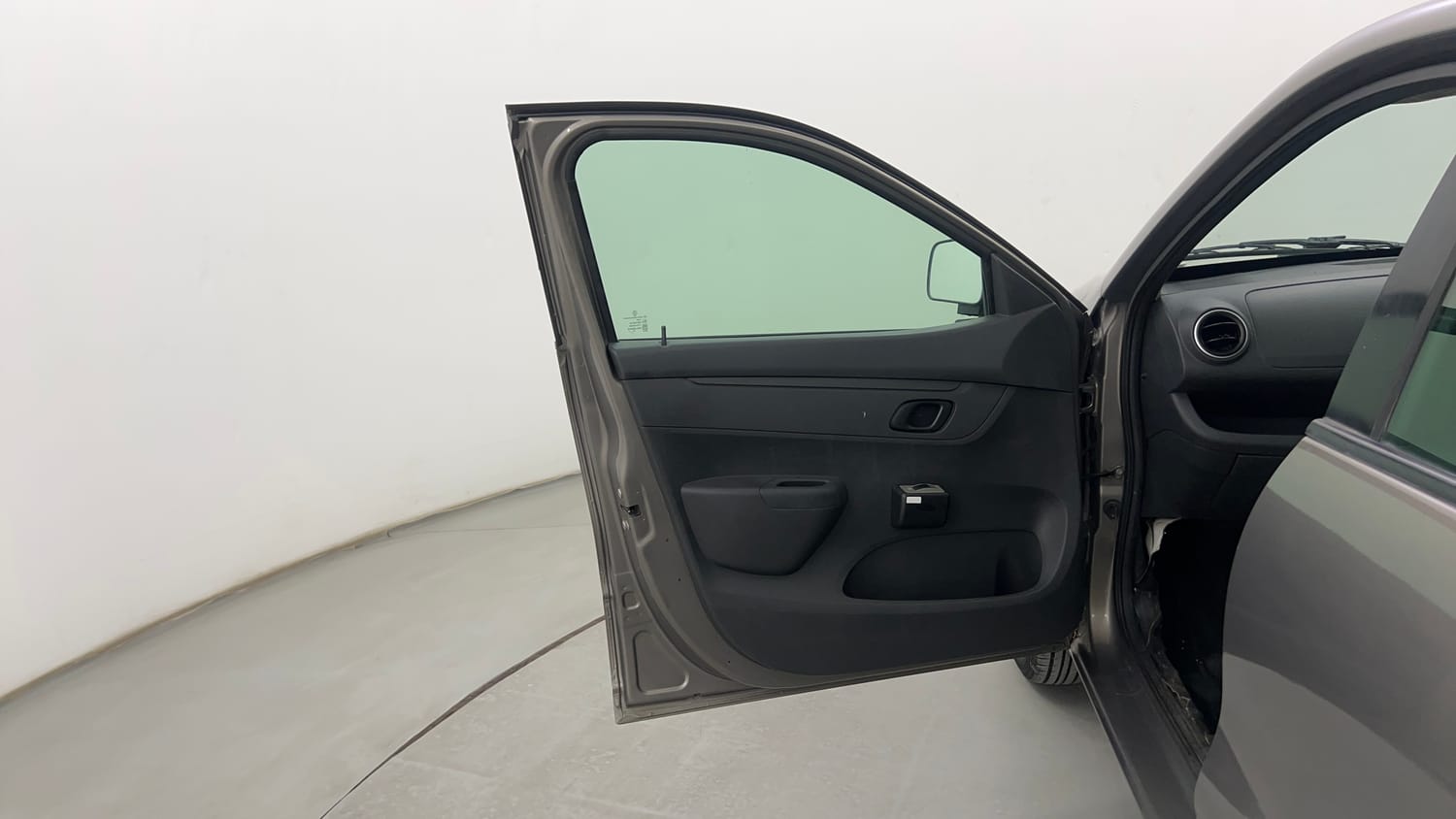 Used 2016 Renault Kwid RXL Petrol Manual interior LEFT FRONT DOOR OPEN VIEW