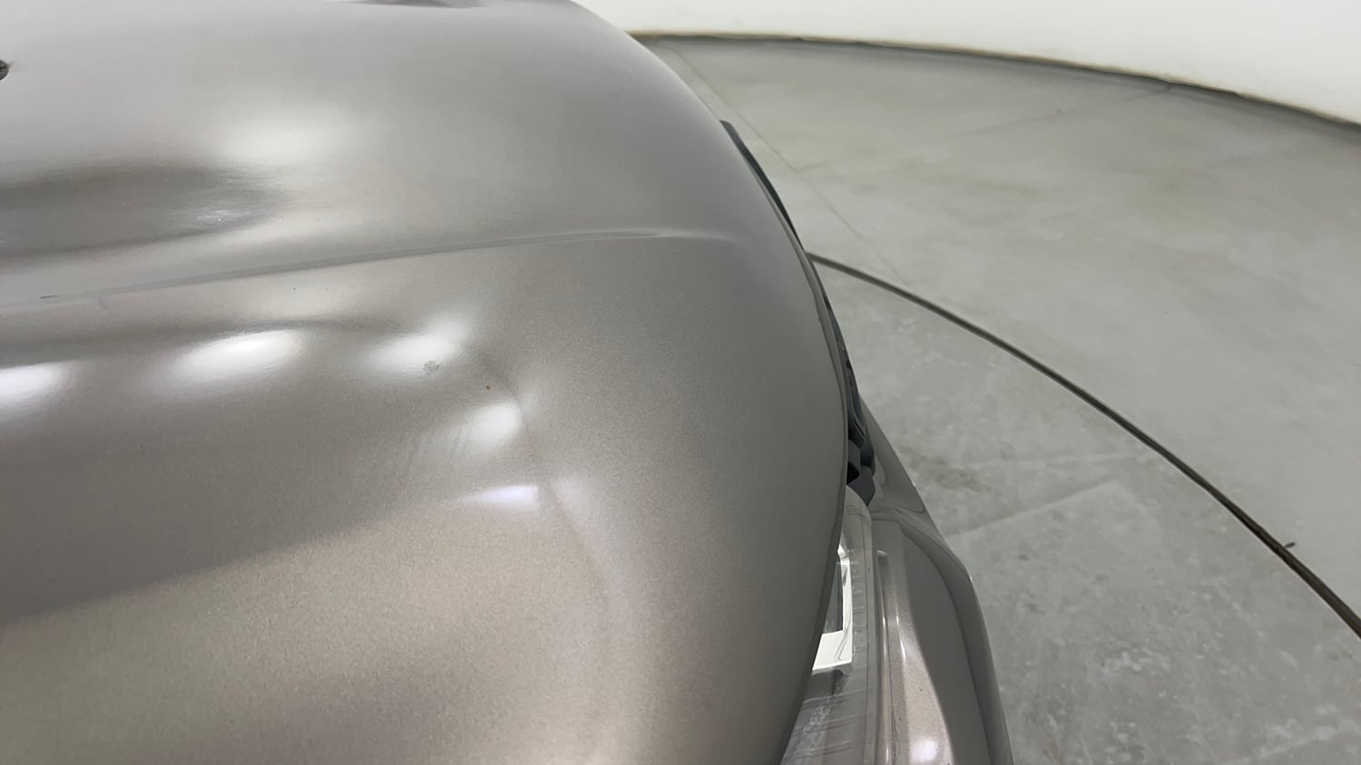 Used 2016 Renault Kwid RXL Petrol Manual dents MINOR SCRATCH