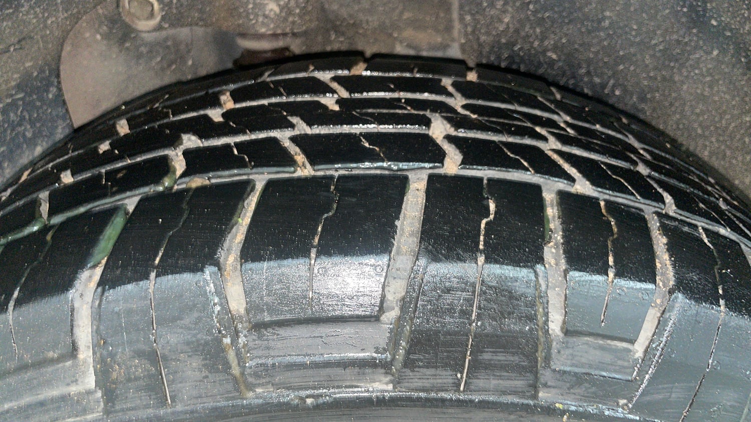 Used 2019 Tata Harrier XZ Diesel Manual tyres LEFT REAR TYRE TREAD VIEW