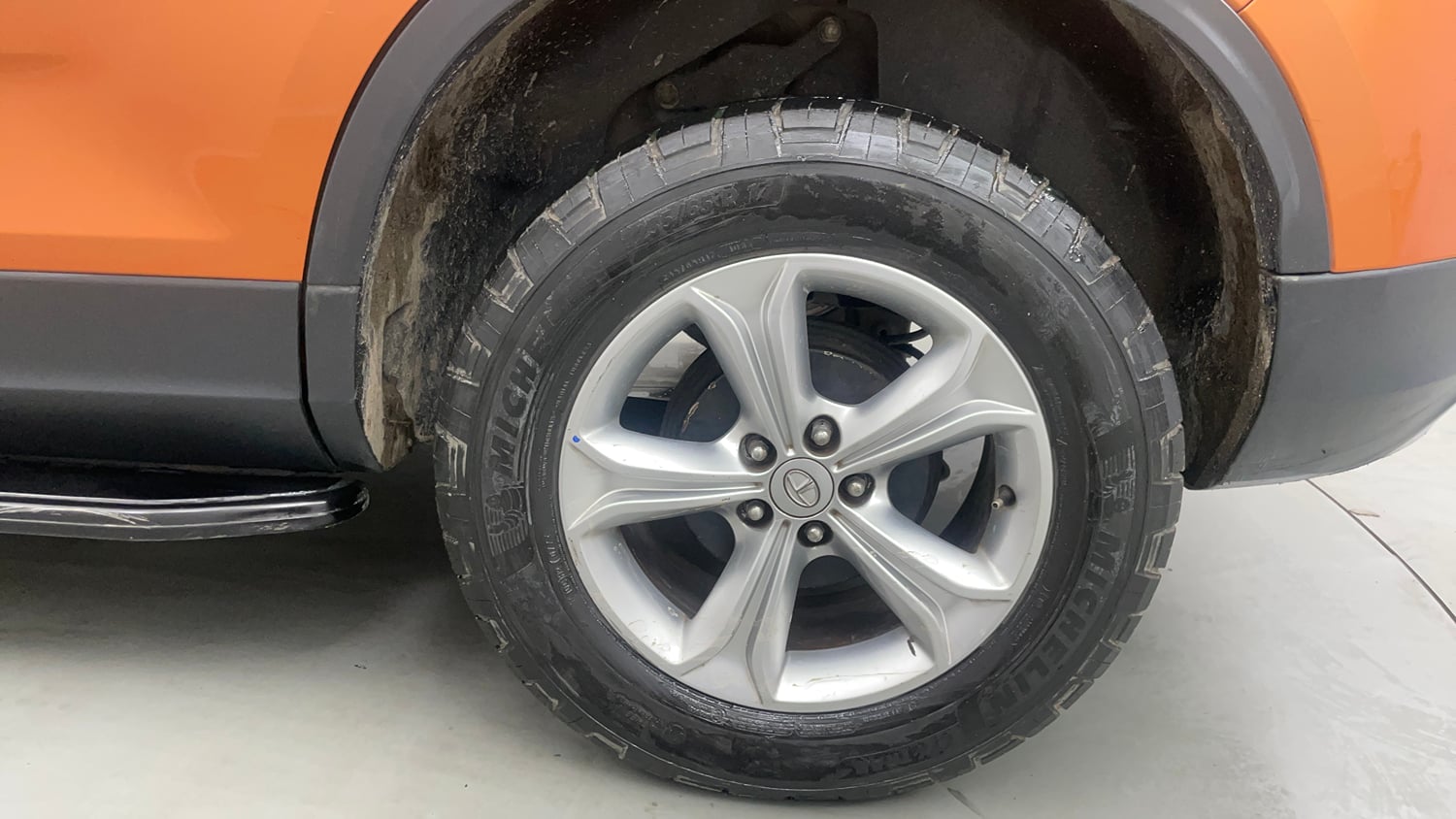 Used 2019 Tata Harrier XZ Diesel Manual tyres LEFT REAR TYRE RIM VIEW