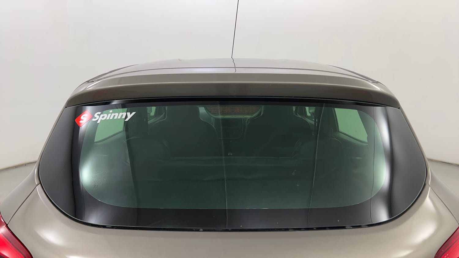 Used 2016 Renault Kwid RXL Petrol Manual exterior BACK WINDSHIELD VIEW