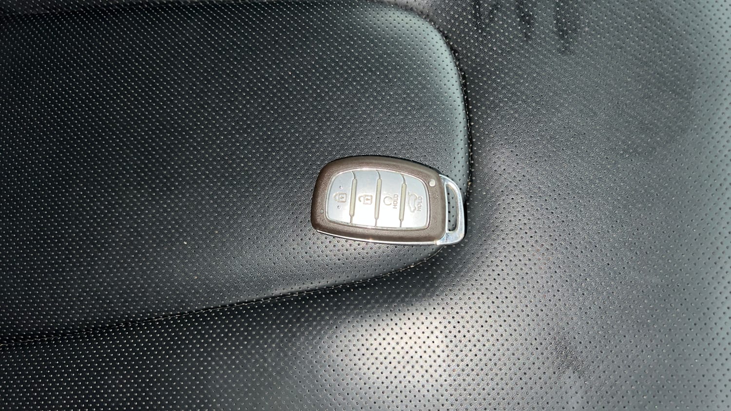 Used 2025 Hyundai Creta N-Line N10 1.5 Turbo DCT Dual Tone Petrol Automatic extra CAR KEY VIEW