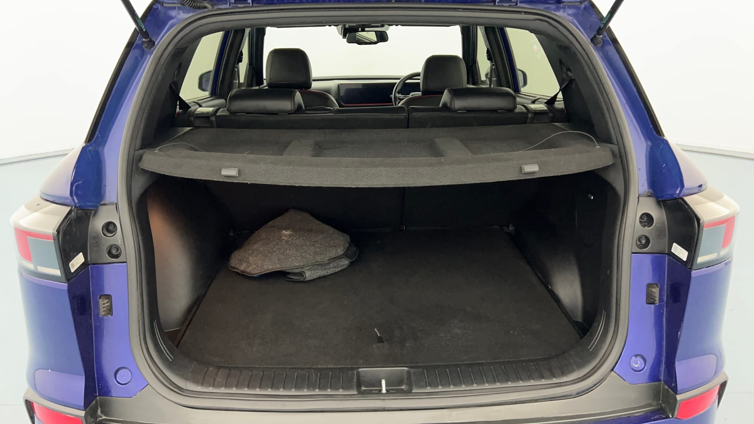 Used 2025 Hyundai Creta N-Line N10 1.5 Turbo DCT Dual Tone Petrol Automatic interior DICKY INSIDE VIEW