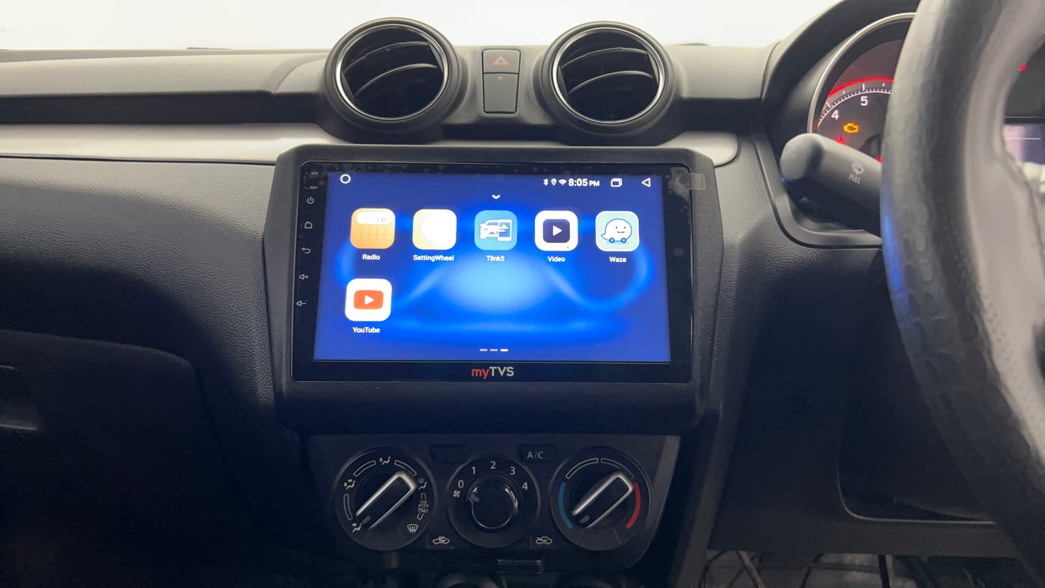 Used 2022 Maruti Suzuki Swift VXi Petrol Manual top_features Integrated (in-dash) music system